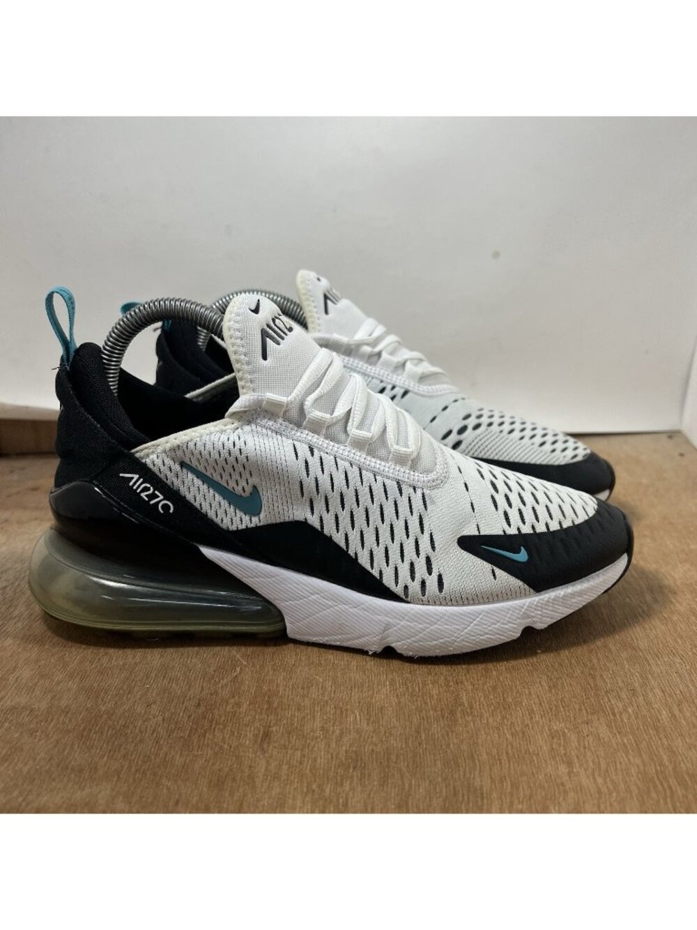 Nike Air Max 270 Women Size 8 White Black Blue Mesh Sneakers